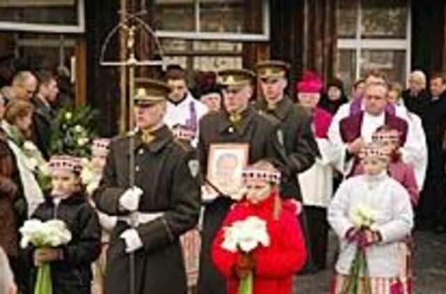 Šalis atsisveikino su S. Mikeliu 