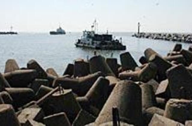 Skenduolius iškelti pagal planą sutrukdė oro sąlygos ir smėlis 