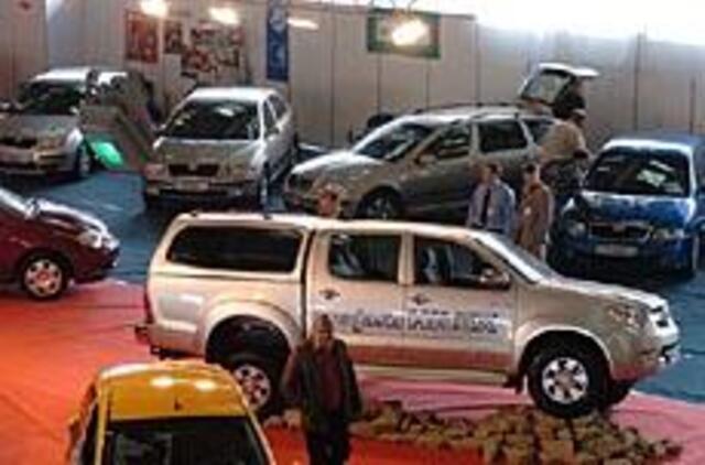 PVM kabliukas naujų automobilių versle 