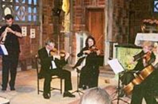 Klaipėdiečių kvartetas griežė Paryžiuje 