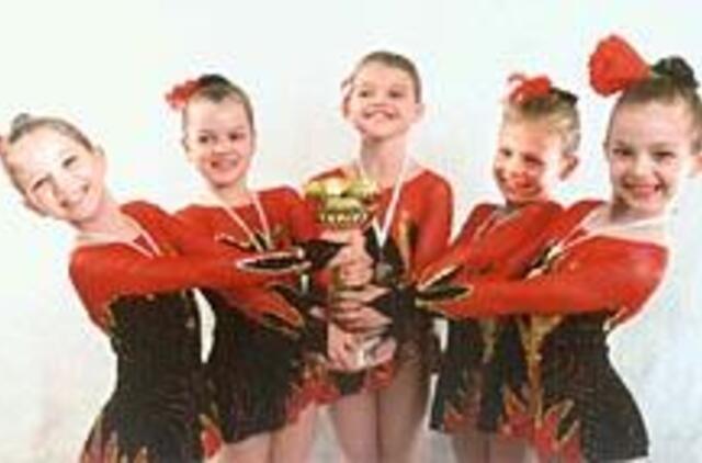 Nuo titulo - vos pusė taško 