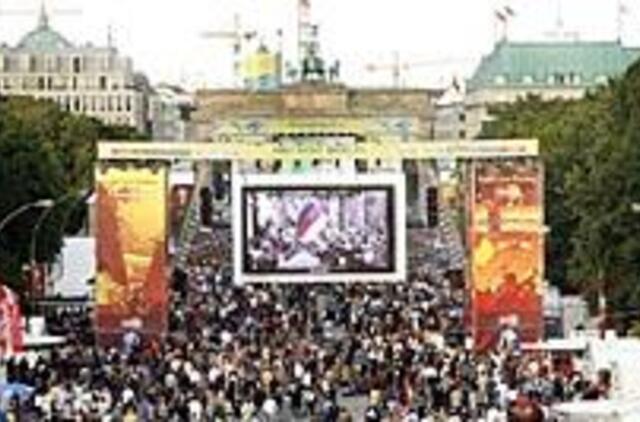 Futbolo karštinė prasideda 