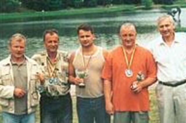 Kraitis - visų spalvų medaliai 