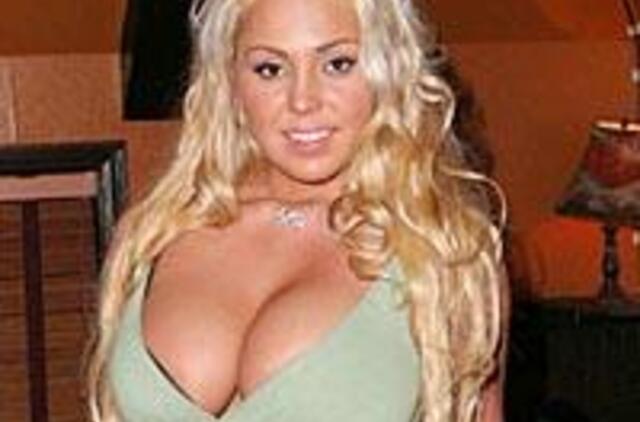 Mary Carey, pretendentė į gubernatorius