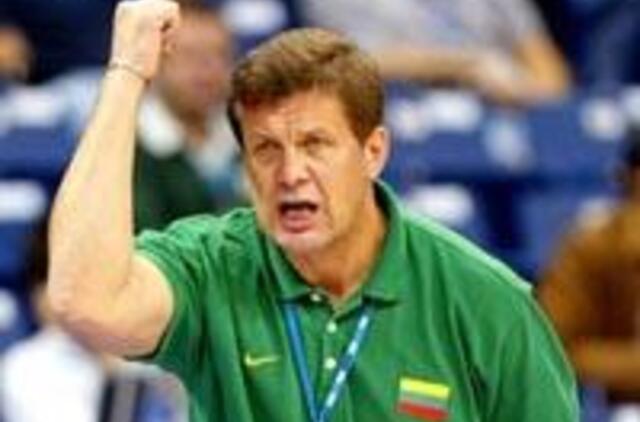 Viena diena - dvi A. Sireikos nuomonės 