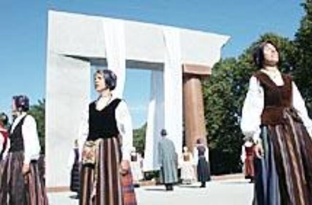 Kol kiti griebia milijonus, Klaipėda miega 