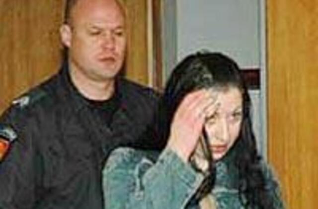 Garsioji "plaštakė" į laisvę grįš anksčiau 