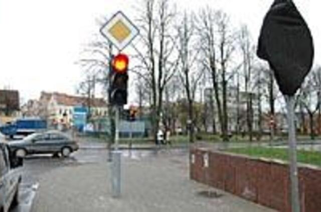 Pakeltas Biržos tiltas bandys vairuotojų kantrybę 