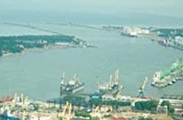 Bus platinamas kanalas, plauks didesni laivai 