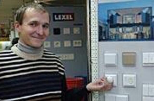 Papuošti namus gali ir rozetės bei jungikliai 