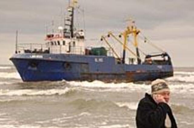 Laivo nutempimą vilkino derybos 