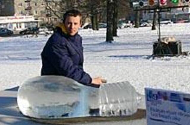 Į Jelgavą minias vilioja ledo menas 