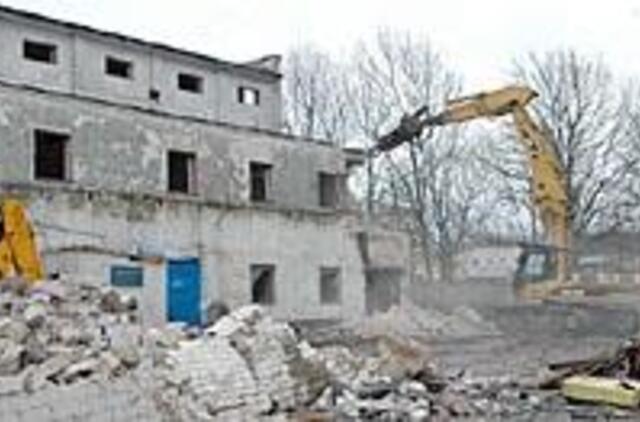 Senasis malūnų kalnas jau atsikrato sandėlių 