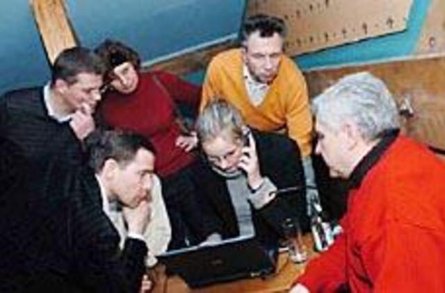 Naujoje valdžioje - ambicijų karo židiniai 