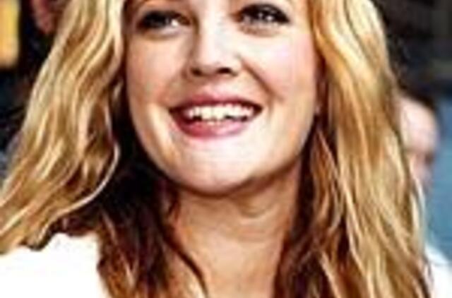 Drew Barrymore: "Nemoku subręsti"