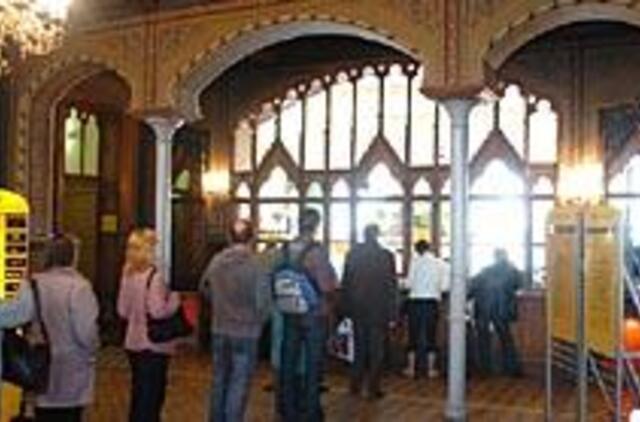 Atsiskaitymas banko kortele - vis dar prabanga 