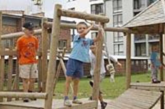 Senus šiltnamius pakeitė "kaimas" 