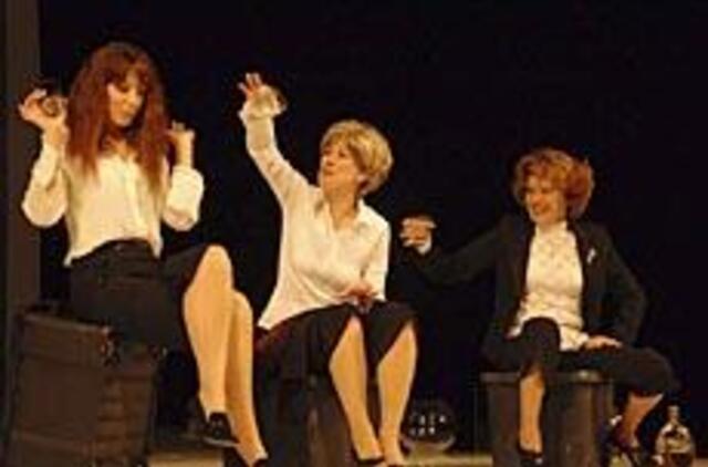 Išsibarsčiusį teatrą tvirtins statybininkai ir E. Nekrošius