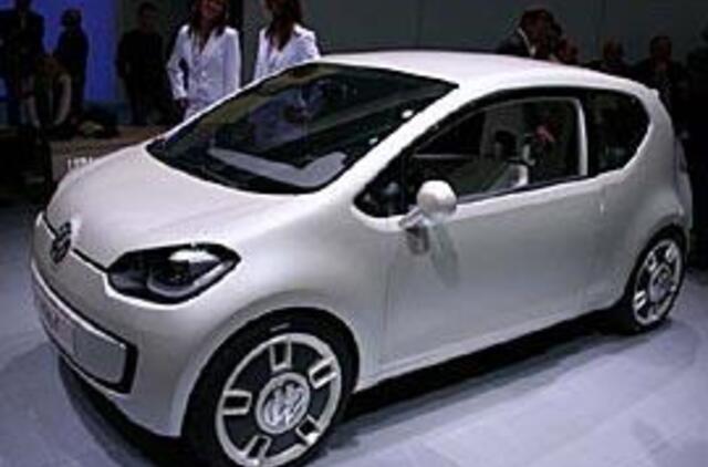 Pigus automobilis vilioja ir milžinus