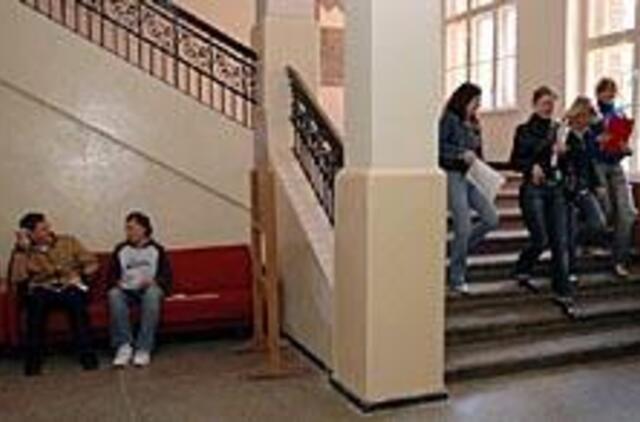 Siūlymui naikinti neakivaizdines studijas studentai nepritaria