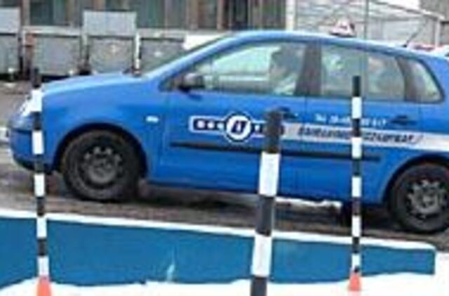 Pralaužti ledai saugesnio eismo link