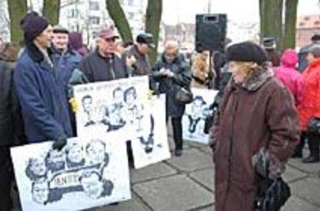 Protesto akcijos nesibaigia 