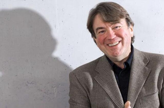 Klausas Kobjolas: "Pinigai - tik higienos priemonė"