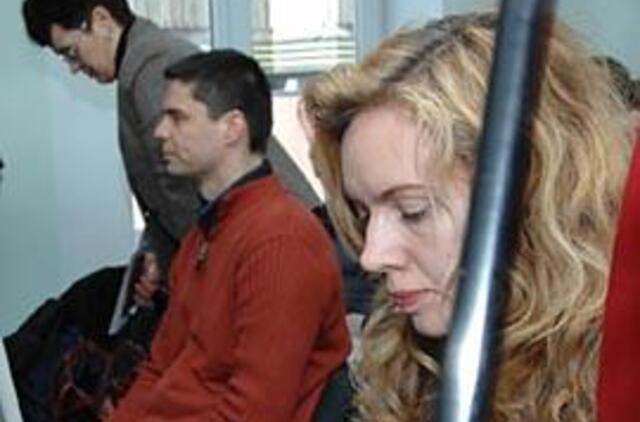 Mažoji Luisa - vis dar tarp tėvo ir mamos