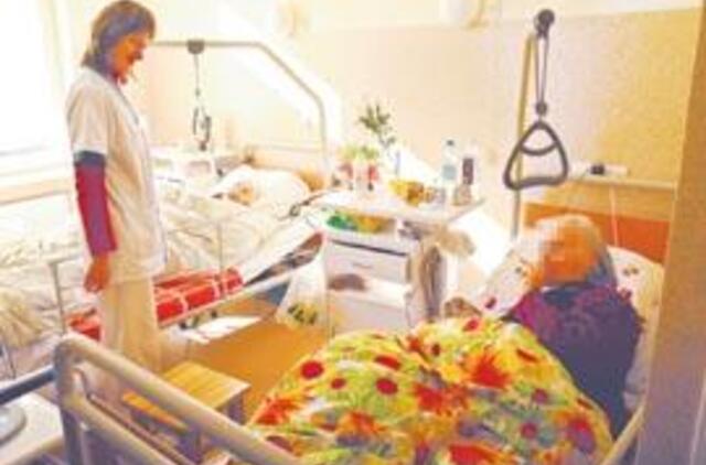 Silpnapročiai seneliai - pastumdėliai už borto 