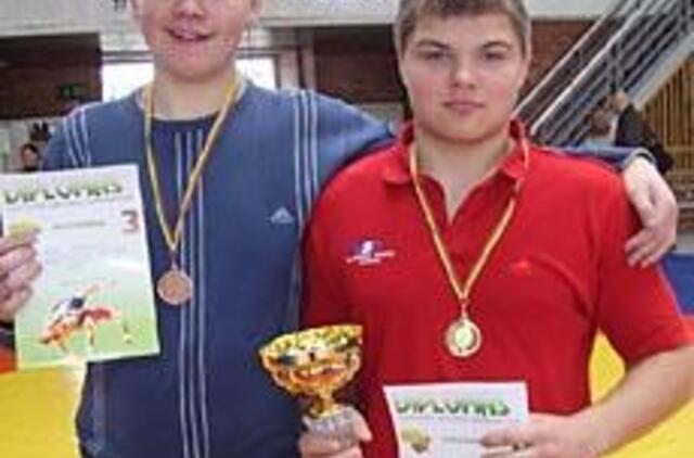 Sunkiasvoriai: čempionas ir prizininkas