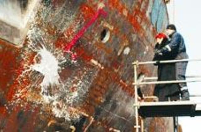 Laivo gimimo proga - kruvinos ceremonijos 