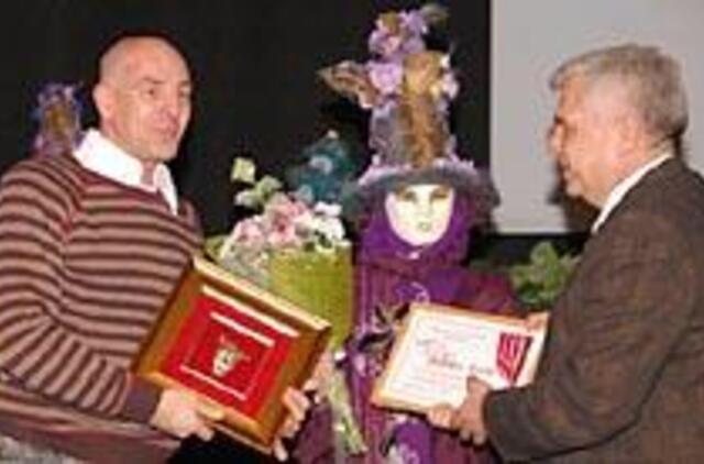 Teatralams - padėkos ir apdovanojimai 