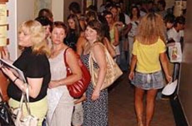 Skolinasi vis daugiau studentų 