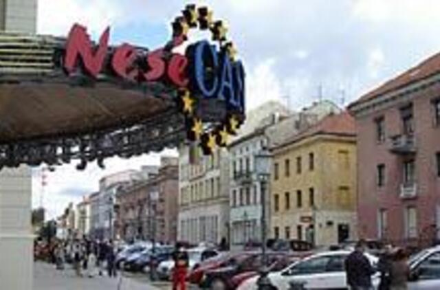 Daug triukšmo dėl triukšmo