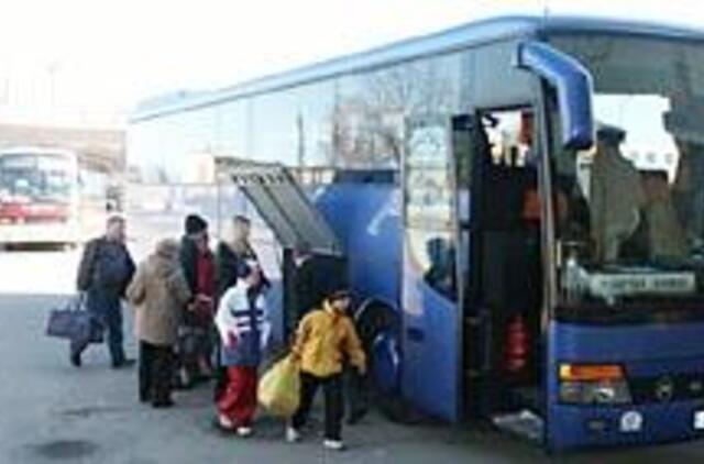 Kylančios kainos "pradangina" įprastus maršrutus 