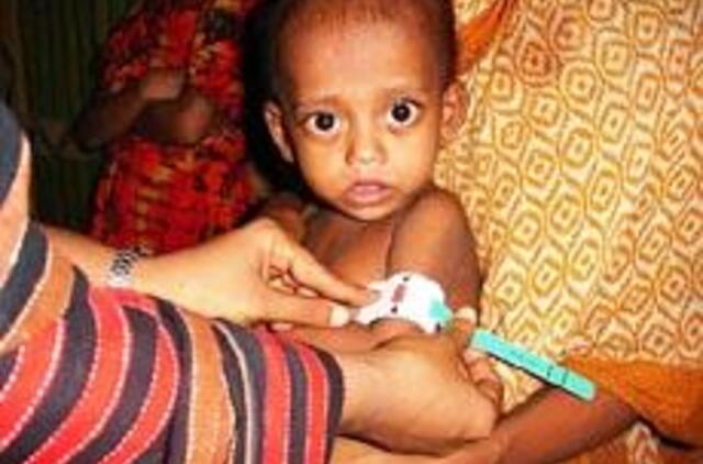 Kasmet nuo išgydomų ligų miršta 10 mln. vaikų