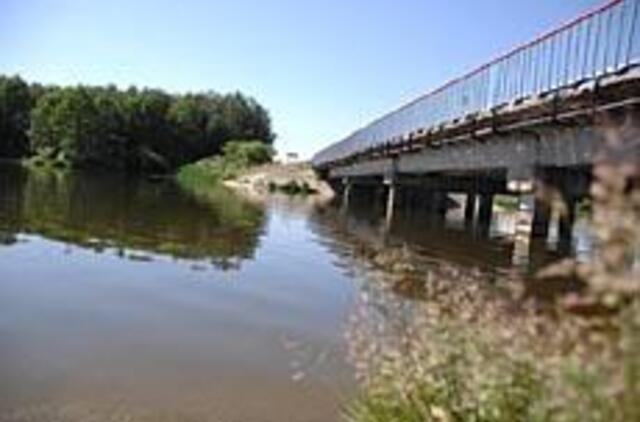 Mergaitė iš namų išėjo amžiams