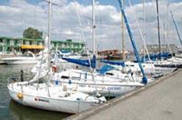 Gaivins jachtklubą ir piliavietę