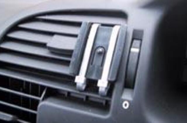 Automobilio kondicionavimo sistemoje – kvėpavimo ligų sukėlėjai