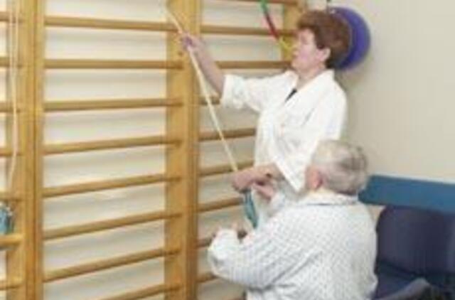 Mėginama išlaikyti slaugytojus Lietuvos darbo rinkoje