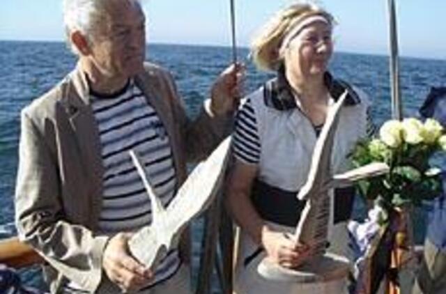 Marinistiniai apdovanojimai įteikti jūroje 