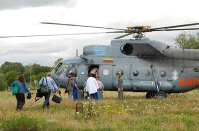 Mirusio vaiko širdis plaks kitoje krūtinėje