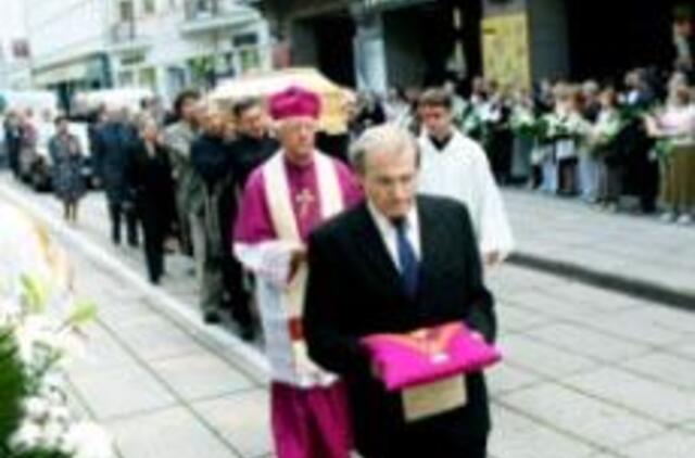 Į amžinojo poilsio vietą palydėtas A. Masiulis