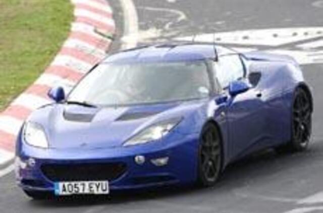 "Lotus Evora": bandymai po premjeros