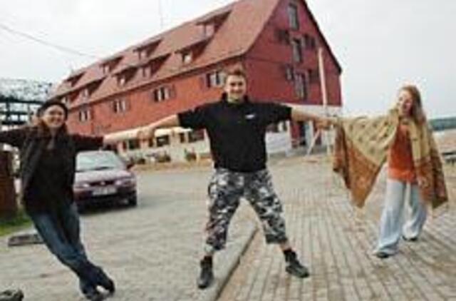 "Plartforma" su prancūzų cirku ir kiaulės širdimi