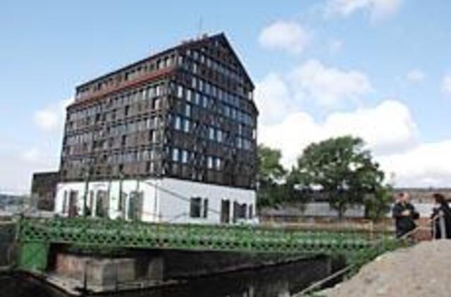 Pasukamasis tiltelis tampa "neįgalus" 