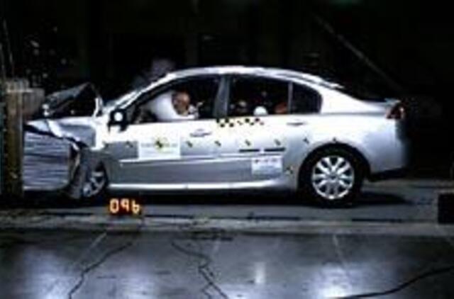 Automobiliams - griežtesni reikalavimai ir... stipresni smūgiai