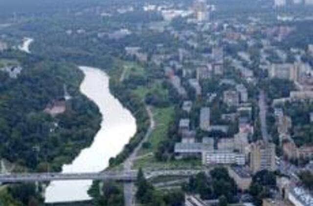 Nerimi turėtų plaukioti maži turistiniai laivai