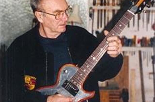 Žemaičio gitaromis grojo garsiausi pasaulio gitaristai