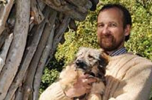 Albertas Danilevičius: "Mano skulptūras bučiuoja smėlis, vanduo ir ugnis"